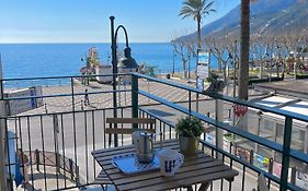 La Casa Lungo Il Mare